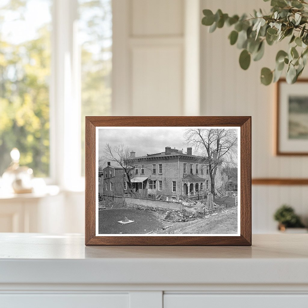 Vintage Residence Near Levee in Shawneetown Illinois 1937