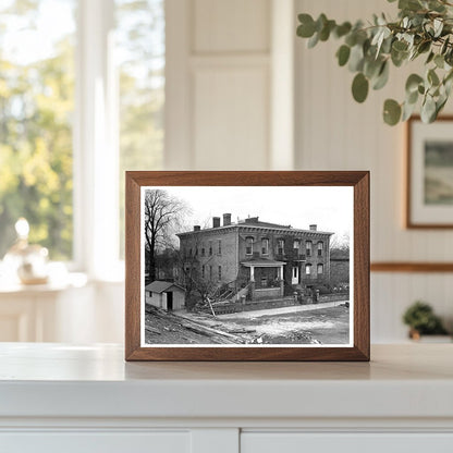 Shawneetown Illinois Residence Near Levee April 1937