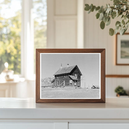 Abandoned House in Mansfield Michigan April 1937