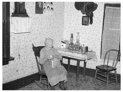 Grandmaw Puchett in Home Alvin Wisconsin May 1937