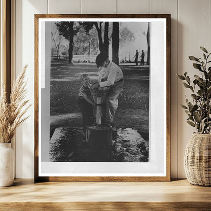 Vintage 1941 Picnic Scene at Vale Oregon Water Fountain