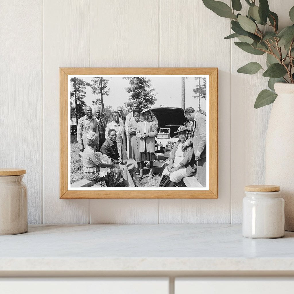 Dr. Lees Traveling Clinic at Sabine Farms 1941