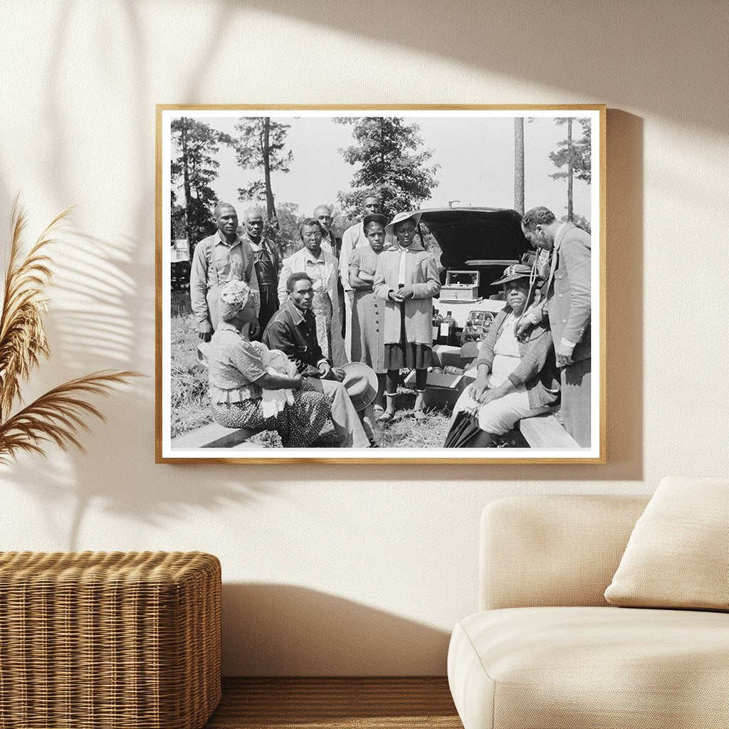 Dr. Lees Traveling Clinic at Sabine Farms 1941