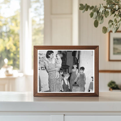 Art Simplot Family on Wisconsin Farm June 1937