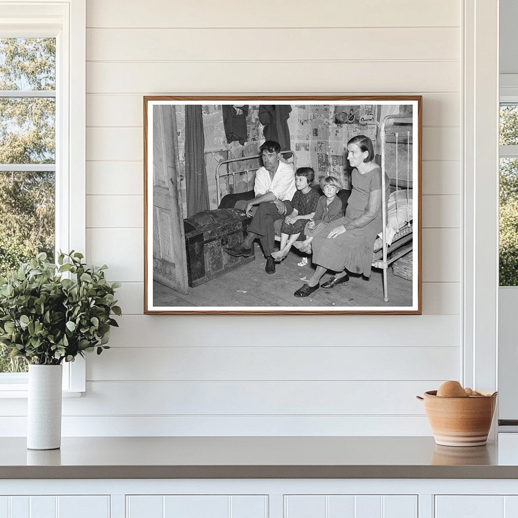 John Mathews Family in Wisconsin Home 1937