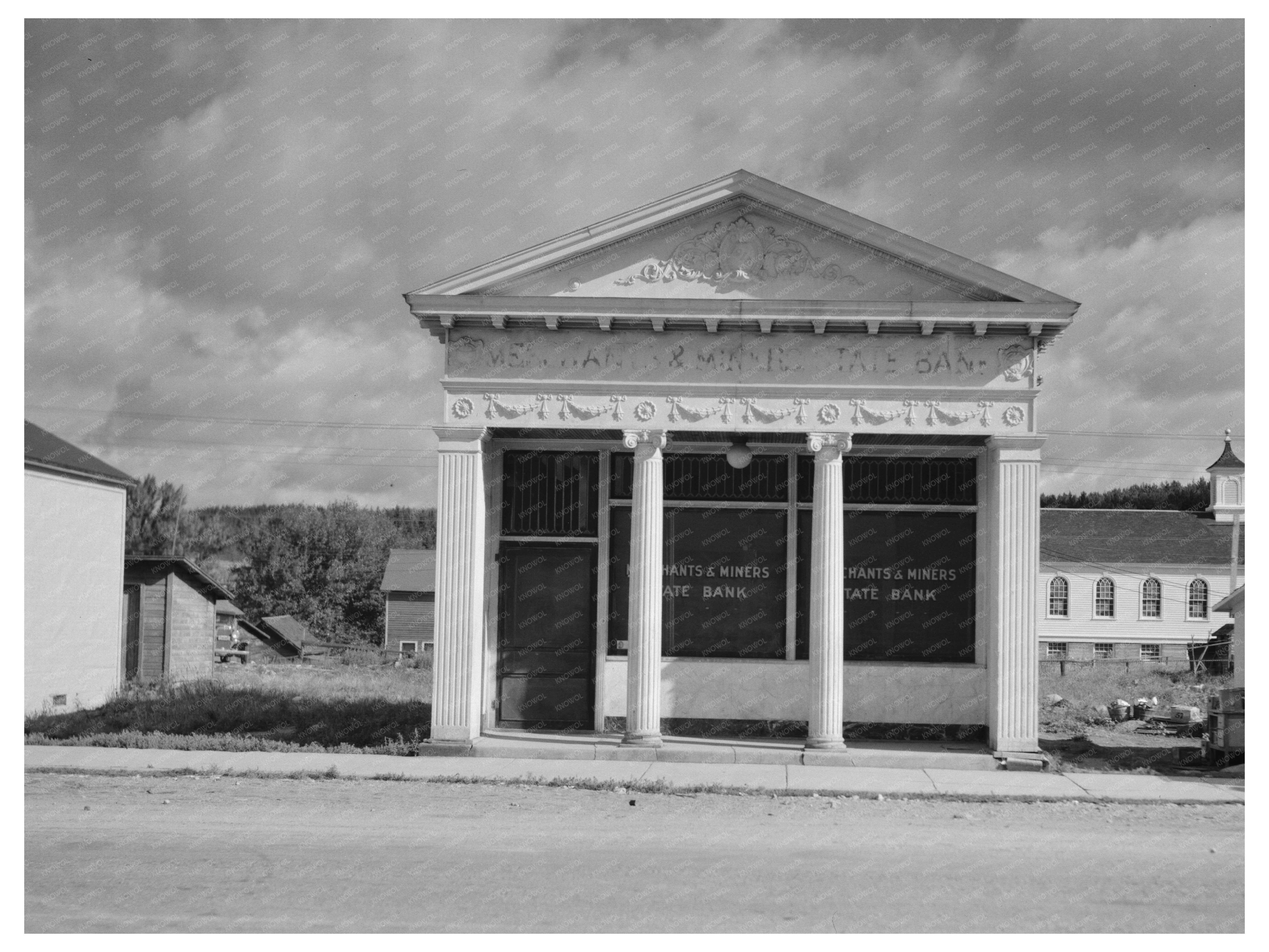 Vintage Closed Bank Northern Minnesota August 1937