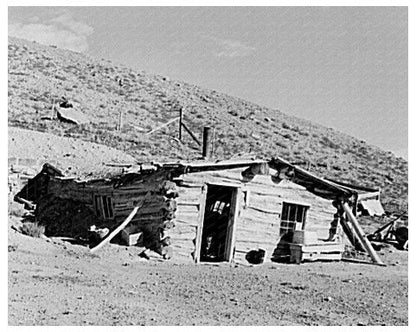 Mud and Log House Construction in North Dakota 1937