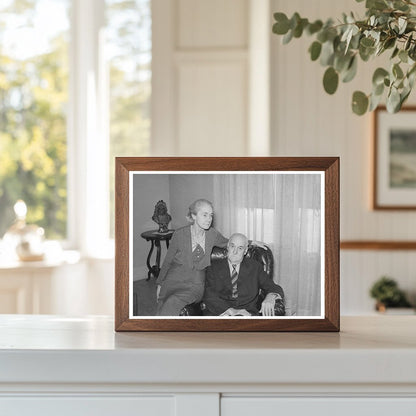 Mr. and Mrs. Jim Hardin 1937 South Dakota Home Photo