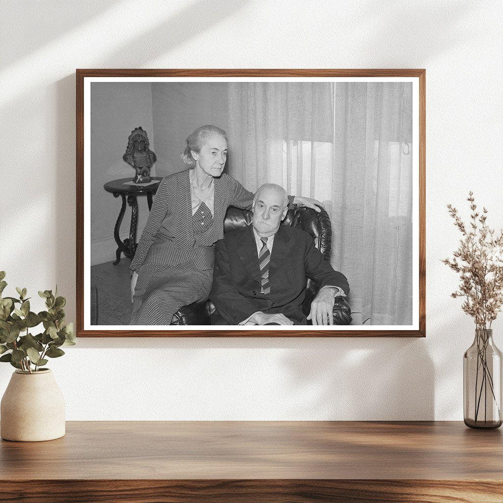 Mr. and Mrs. Jim Hardin 1937 South Dakota Home Photo