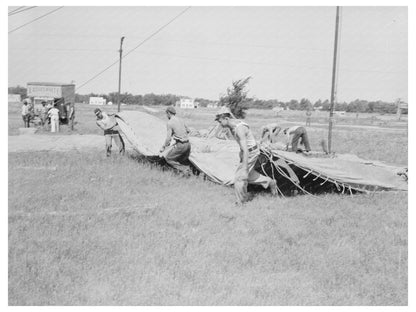 Lasses-White Traveling Show Tent Sikeston Missouri 1938