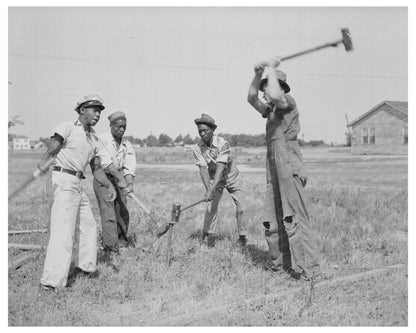 Lasses-White Show Preparation Sikeston Missouri 1938