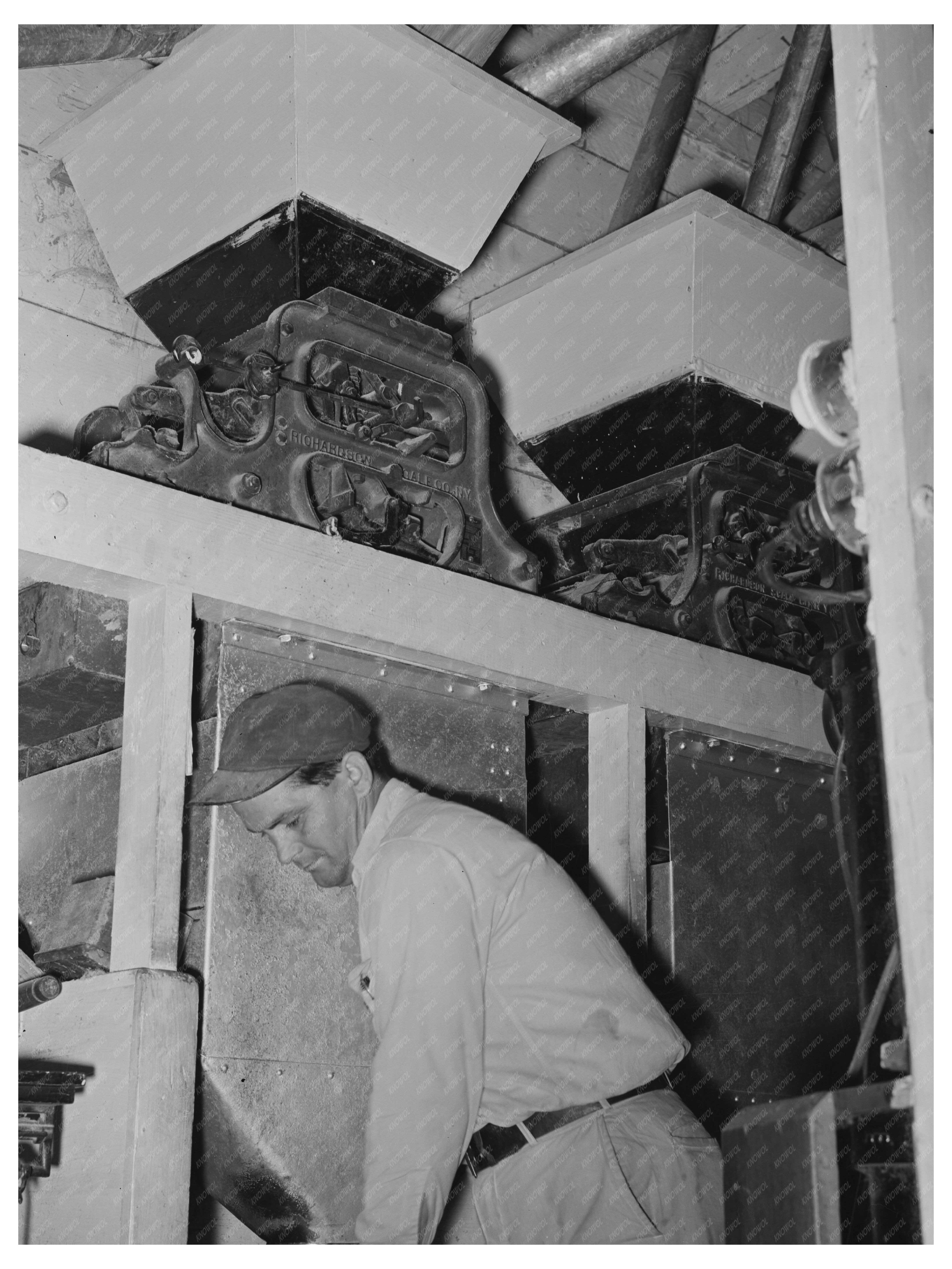 Rice Mill Worker in Crowley Louisiana September 1938