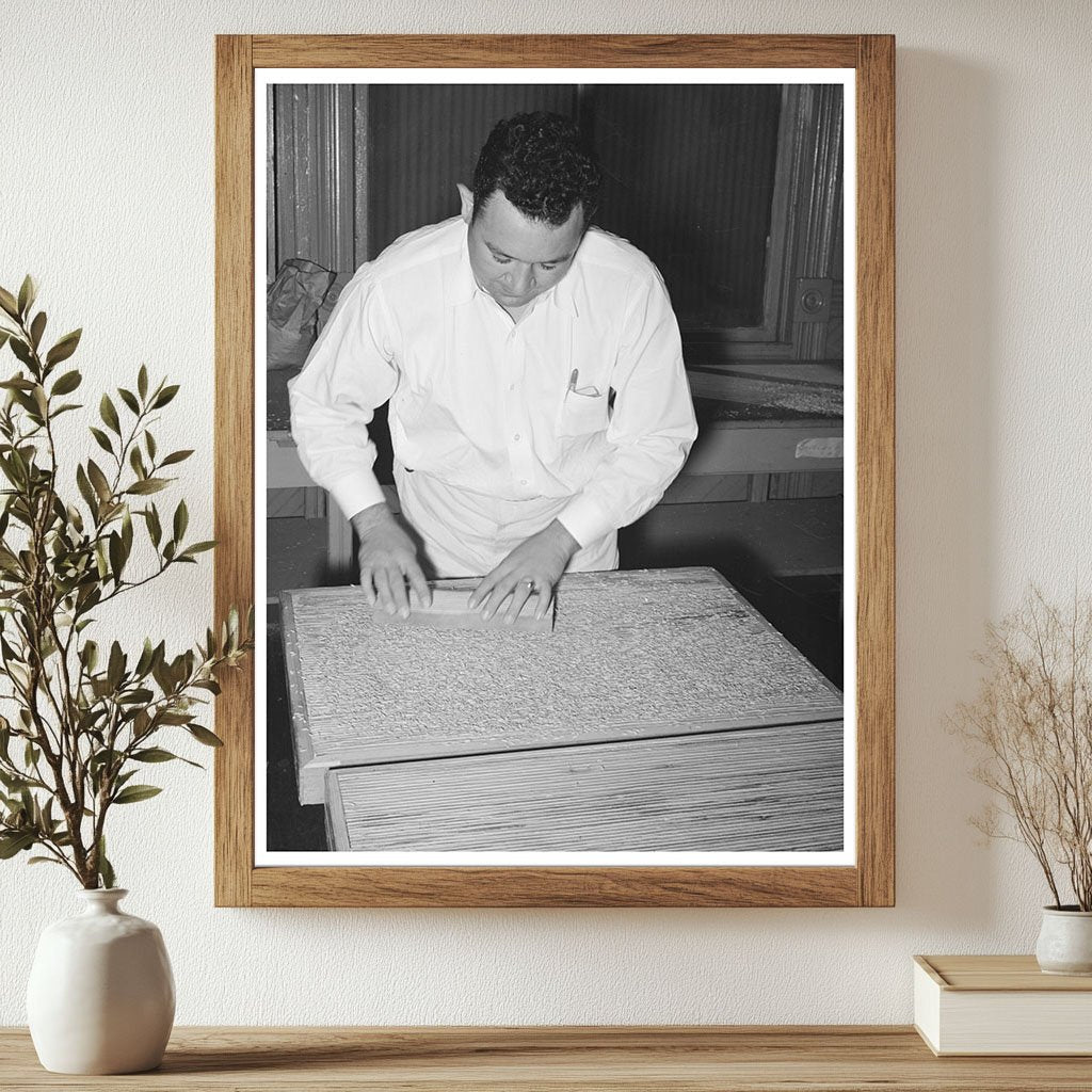 Hand Hulling Rice at Louisiana Mill September 1938