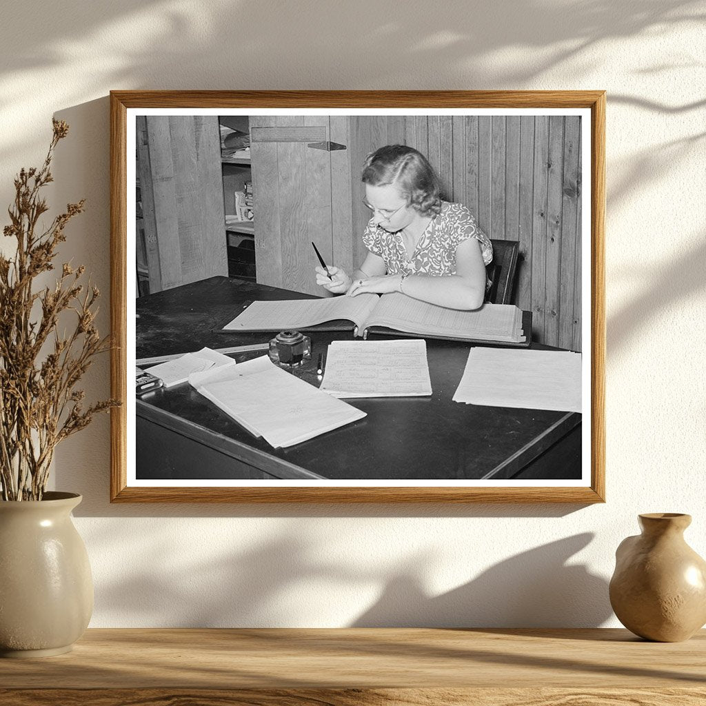 Bookkeeper at Lake Dick Cooperative Arkansas 1938