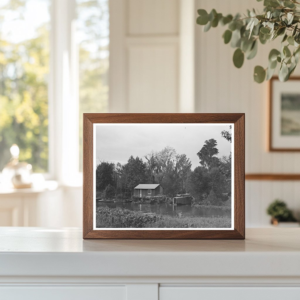 Fishermans House on Bayou in Akers Louisiana 1938