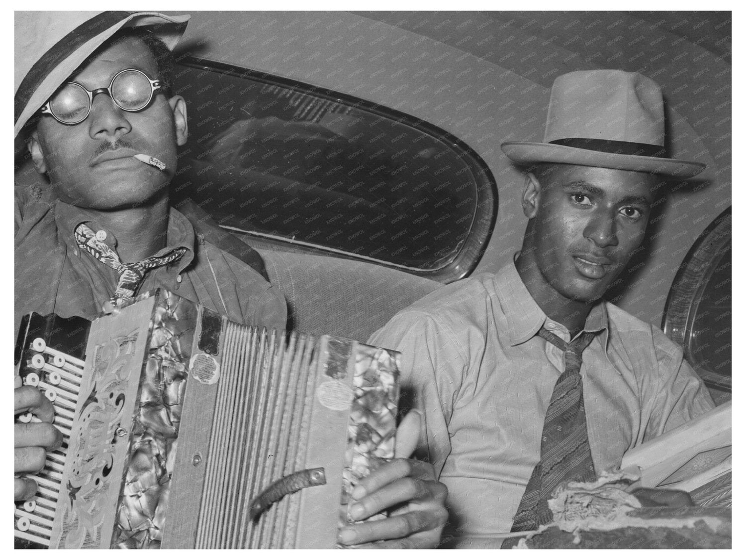 Musicians Performing in Auto Louisiana 1938