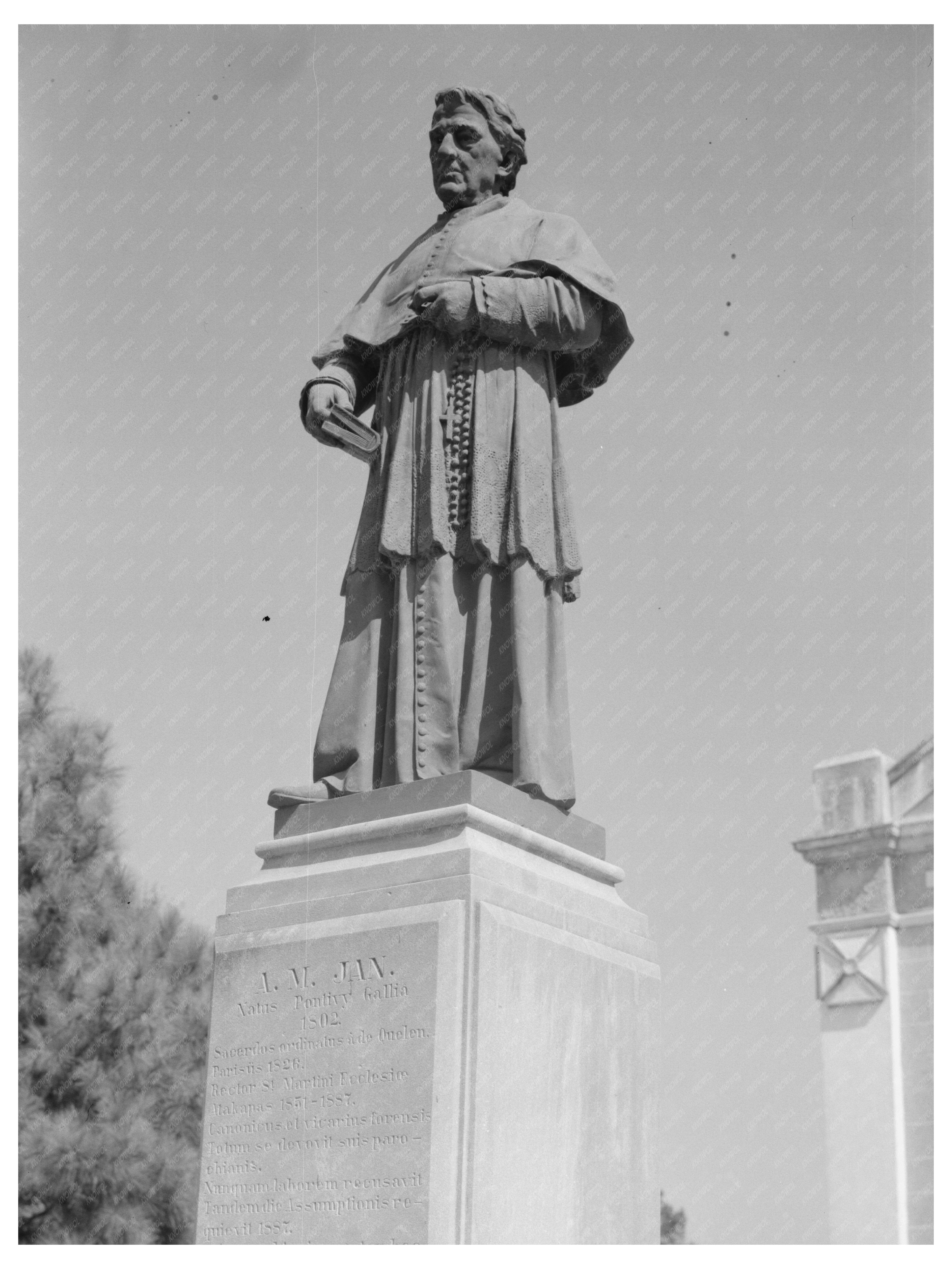 Ange Marie Jan Statue in St. Martinville Louisiana 1938