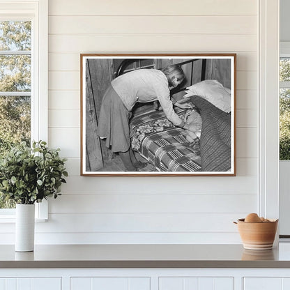 Woman and Baby at Sunflower Plantation Mississippi 1939