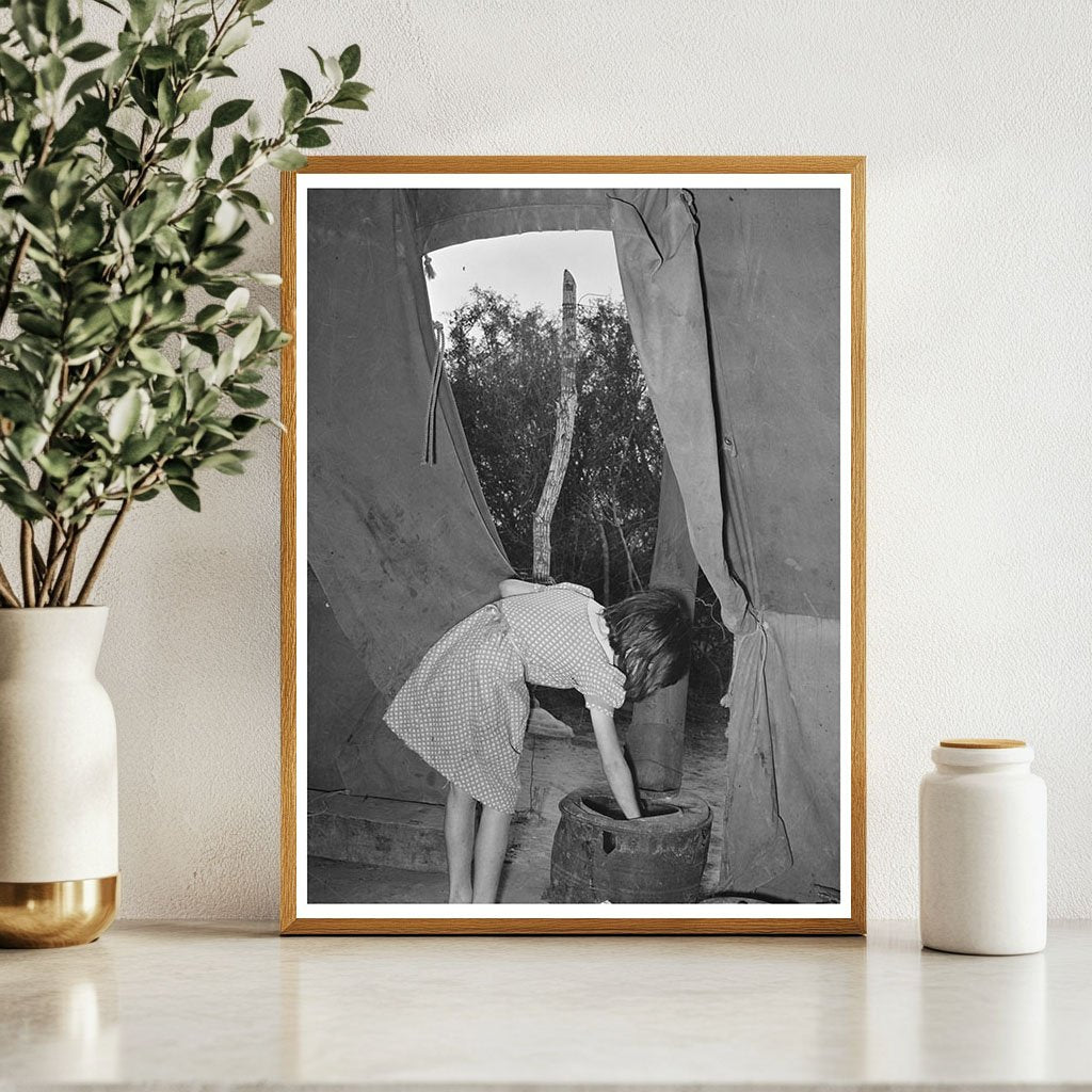 Child Builds Fire in Tent Home Harlingen Texas February 1939