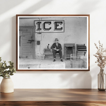 Ice Vendor in Harlingen Texas February 1939 Vintage Photo