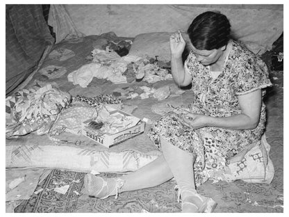 Migrant Mother Piecing Quilt in Harlingen Texas 1939