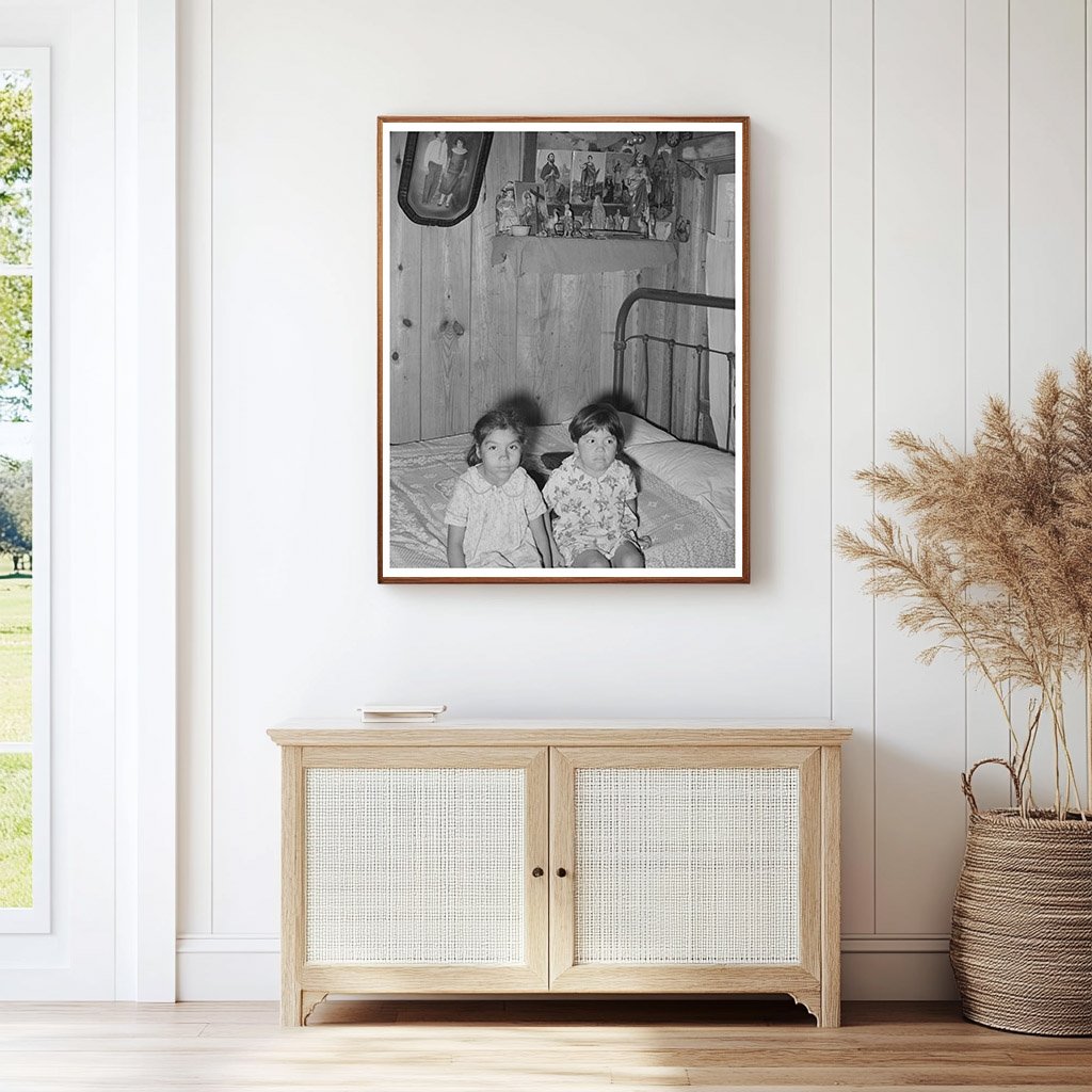 Children of Mexican Labor Contractor in Robstown Texas 1939
