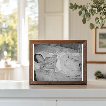 Mexican Woman with Arthritis in Crystal City 1939