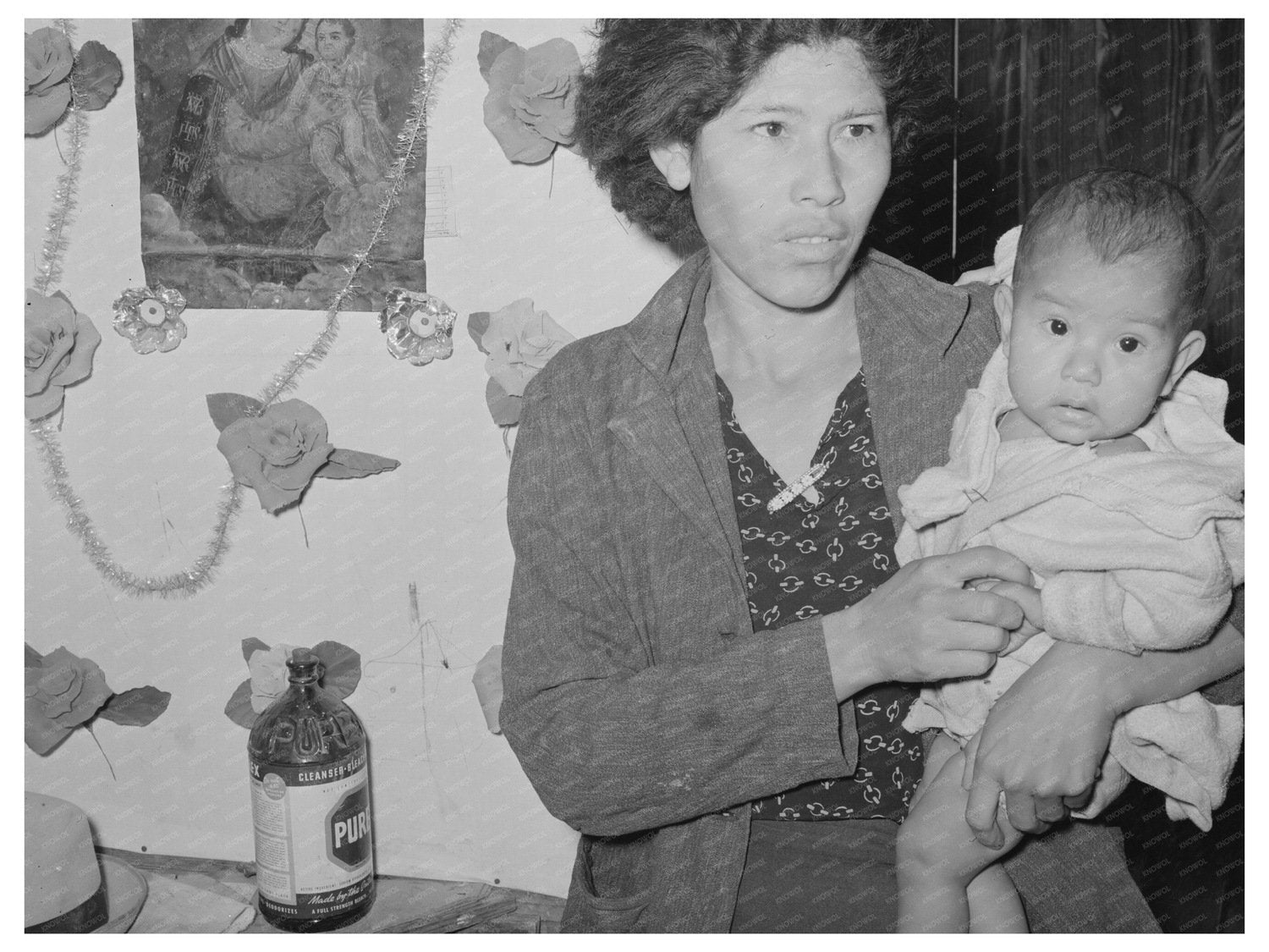 Mexican Mother and Child Crystal City Texas 1939