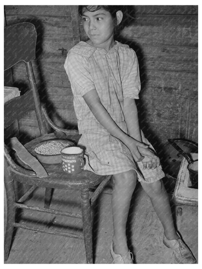 Mexican Child Holding Dried Beans Crystal City 1939