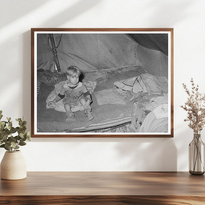 Migrant Child in Tent Home Corpus Christi Texas 1939