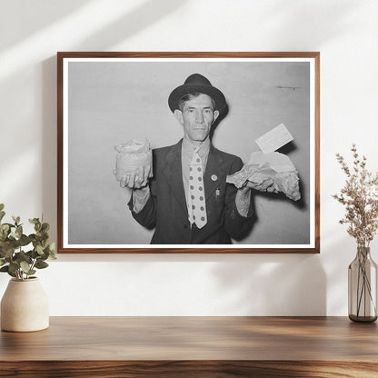 Labor Leader Presents Relief Supplies in San Antonio 1939