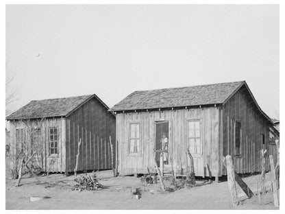 Mexican Houses in Crystal City Texas 1939