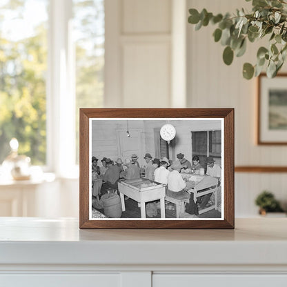 Mexican Pecan Shellers in San Antonio Texas 1939