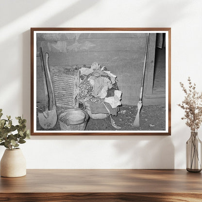 Laundry and Garden Tools in San Antonio 1939