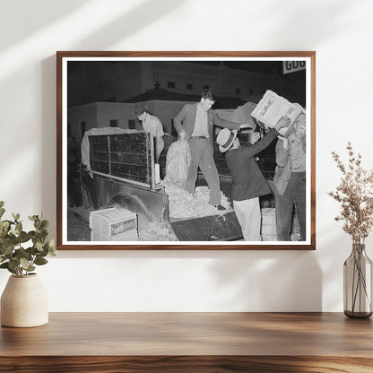 March 1939 San Antonio Fruit and Vegetable Unloading Scene