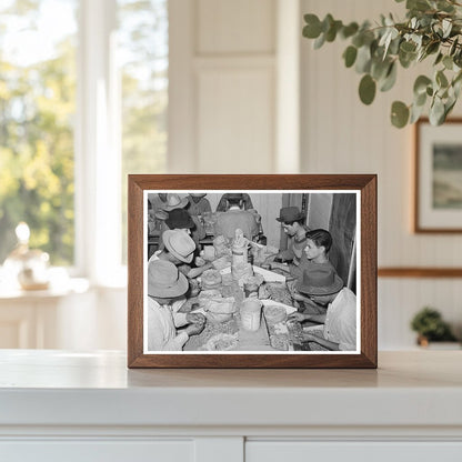 Mexican Pecan Shellers in San Antonio 1939