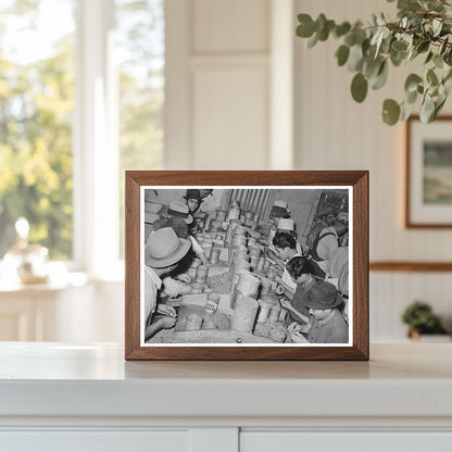 Mexican Pecan Shellers in San Antonio March 1939