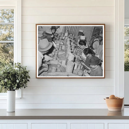 Mexican Pecan Shellers in San Antonio March 1939