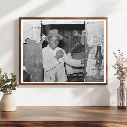 Strawberry Picker in Doorway Hammond Louisiana April 1939