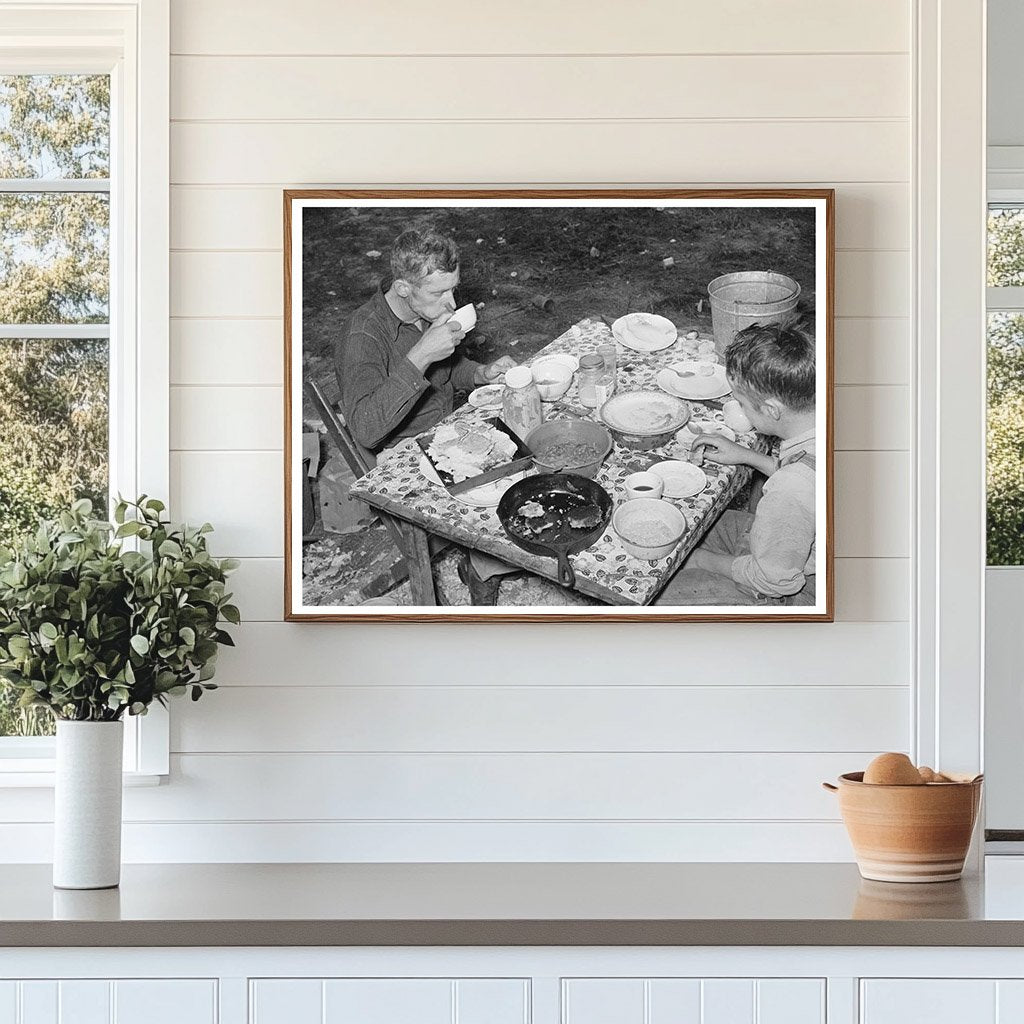 Migrant Berry Picker and Son Dinner in Louisiana 1939