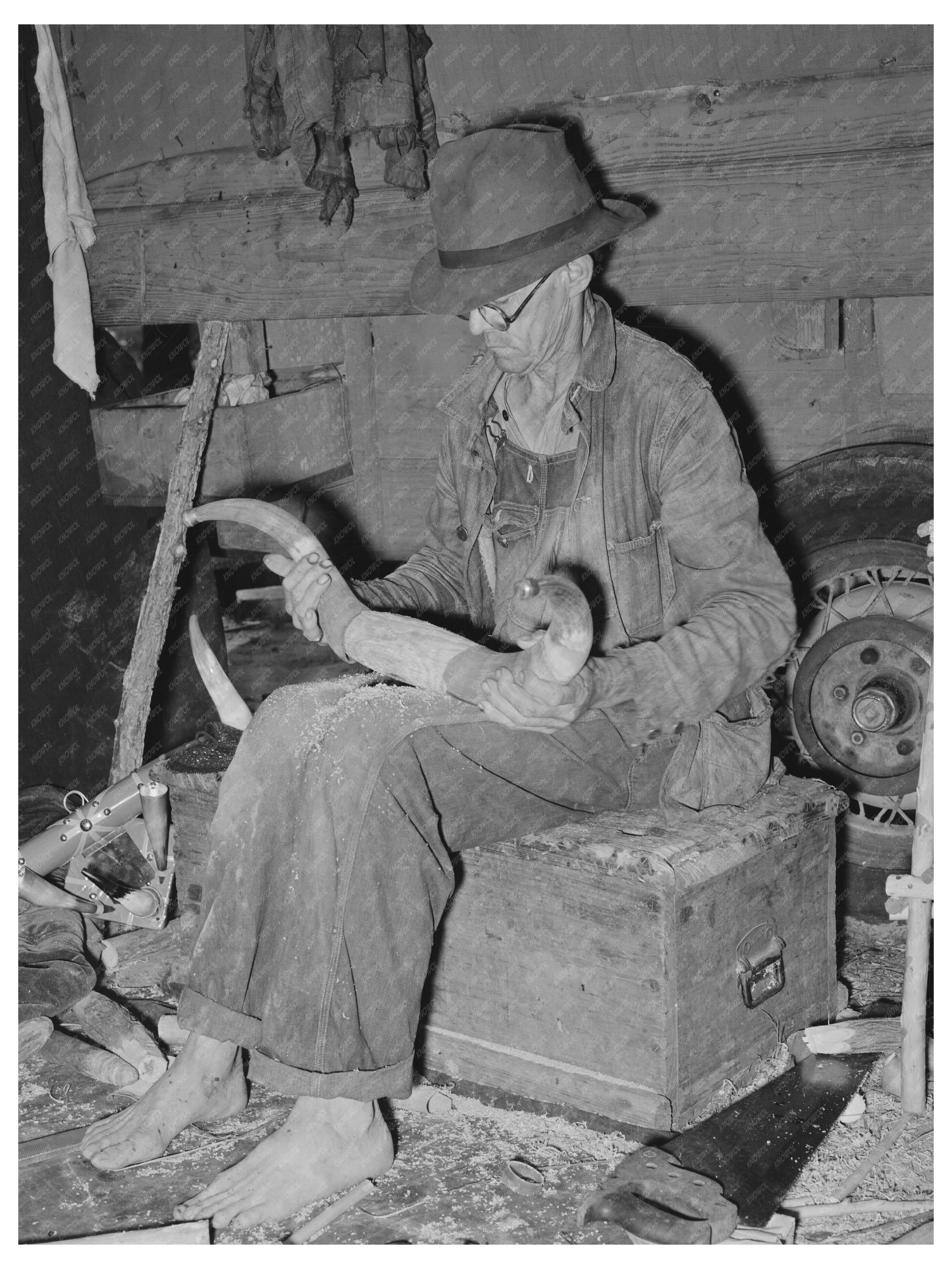 Migrant Worker Fitting Horn April 1939 Tangipahoa Parish