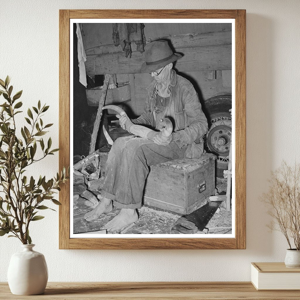 Migrant Worker Fitting Horn April 1939 Tangipahoa Parish