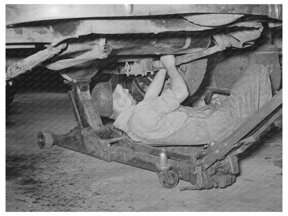 Vintage Garage Scene Automotive Repair San Augustine 1939