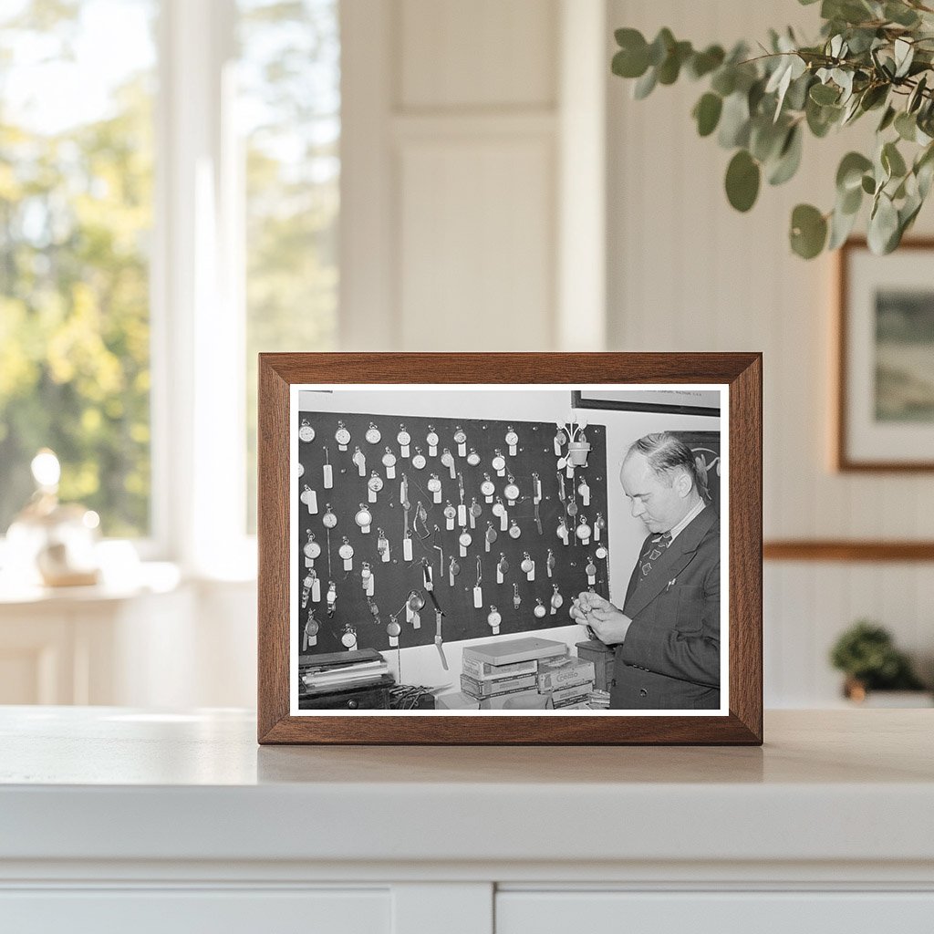 Jeweler and Watch Repairman in San Augustine Texas 1939