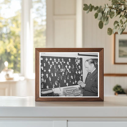 Jeweler and Watch Repairman in San Augustine Texas 1939