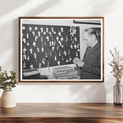 Jeweler and Watch Repairman in San Augustine Texas 1939