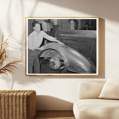 Refinishing a Fender in San Augustine Texas 1939