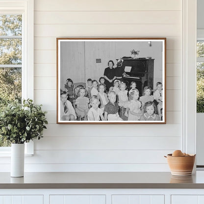 Sunday Schoolchildren Singing in San Augustine Texas 1939