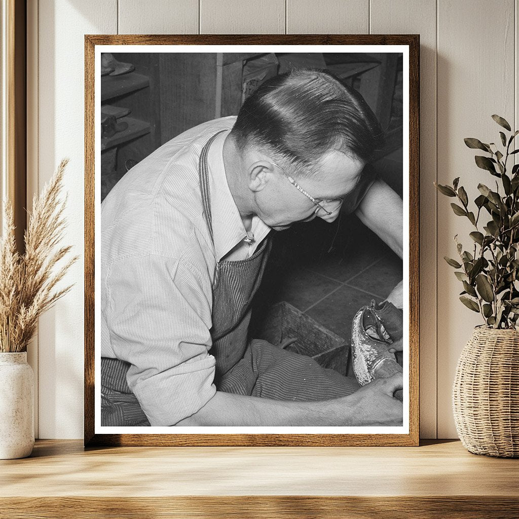 Bootmaker Crafting Boots in Alpine Texas May 1939