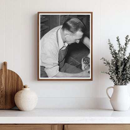 Bootmaker Crafting Boots in Alpine Texas May 1939